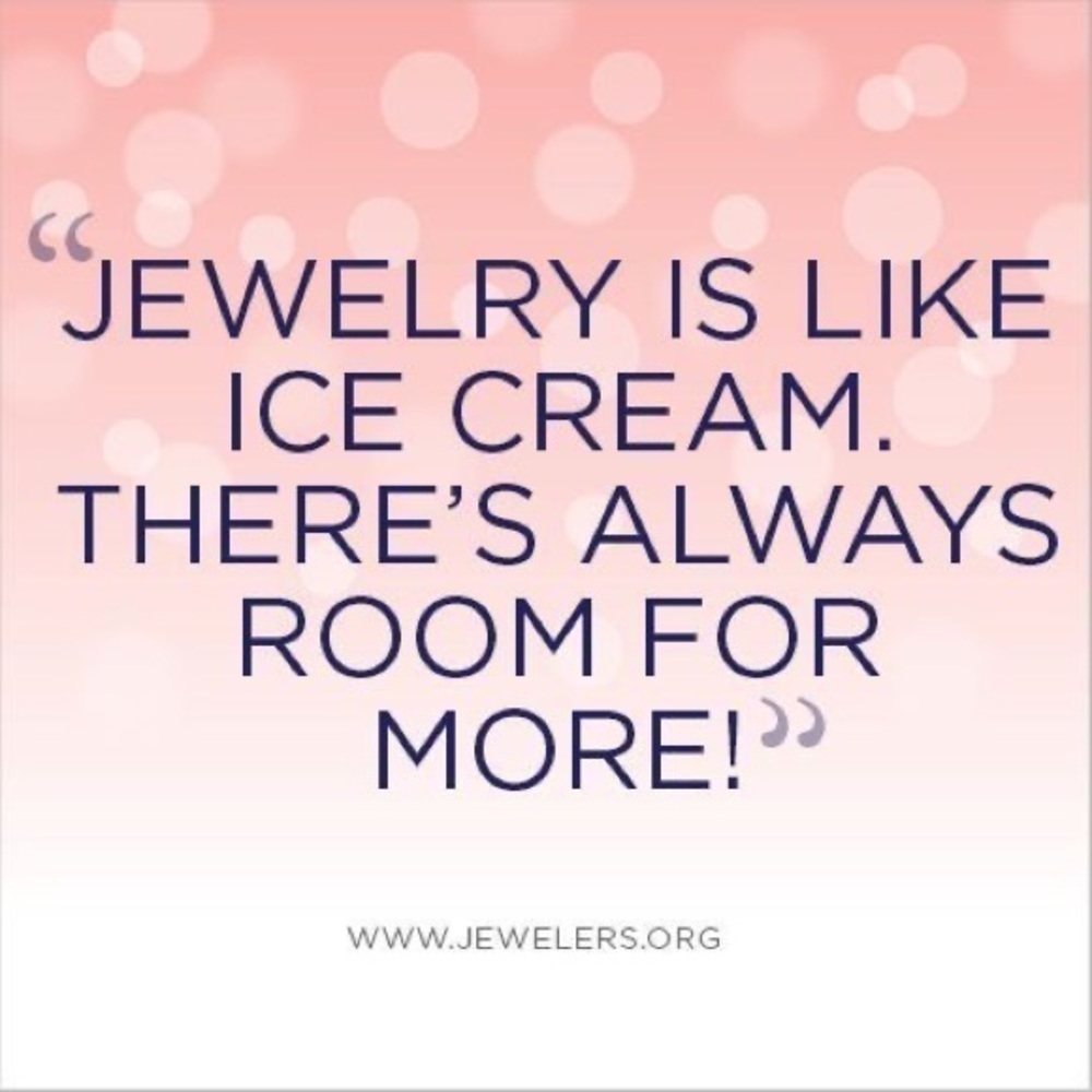 ⭐️🥂❤️SALE❤️⭐️🥂JEWELRY COLLECTION  ❤️ - Picture 7 of 9